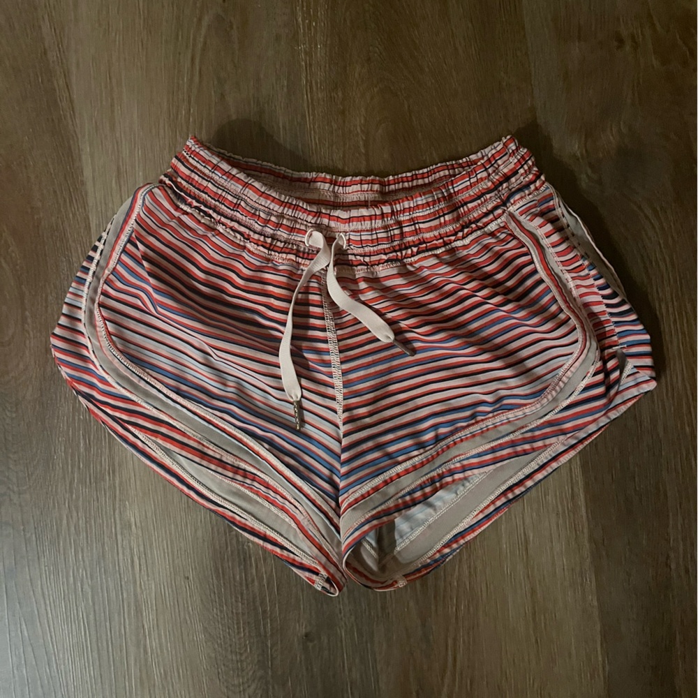 Lululemon shorts 2.5 inch